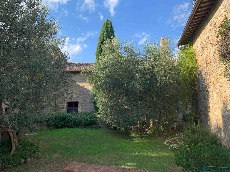 Medieval Tower In Umbria With Swimming Pool Montelagello Экстерьер фото